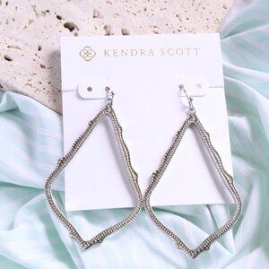 Kendra Scott Sophee Drop Earrings in Silver